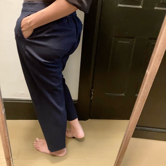 GAP Maternity slacks with elastic waist - Picture 5 of 9